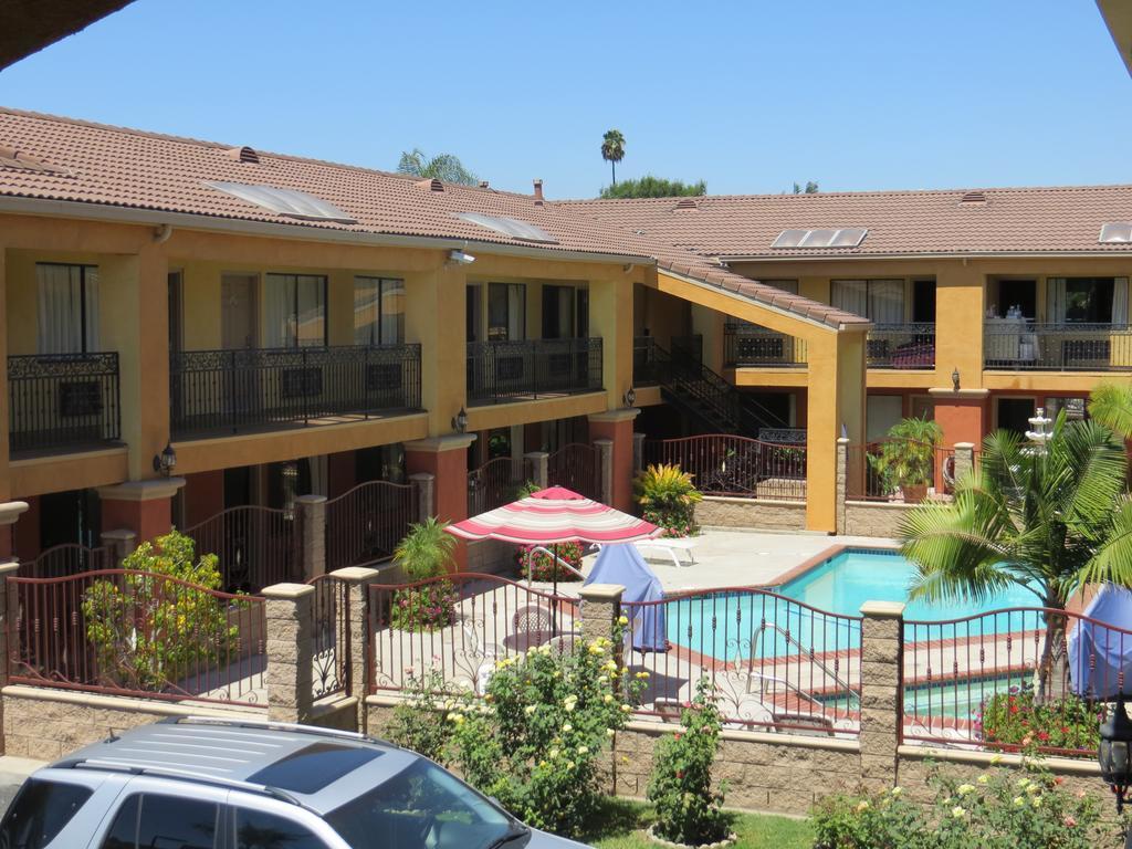 Azusa Inn West Covina Extérieur photo