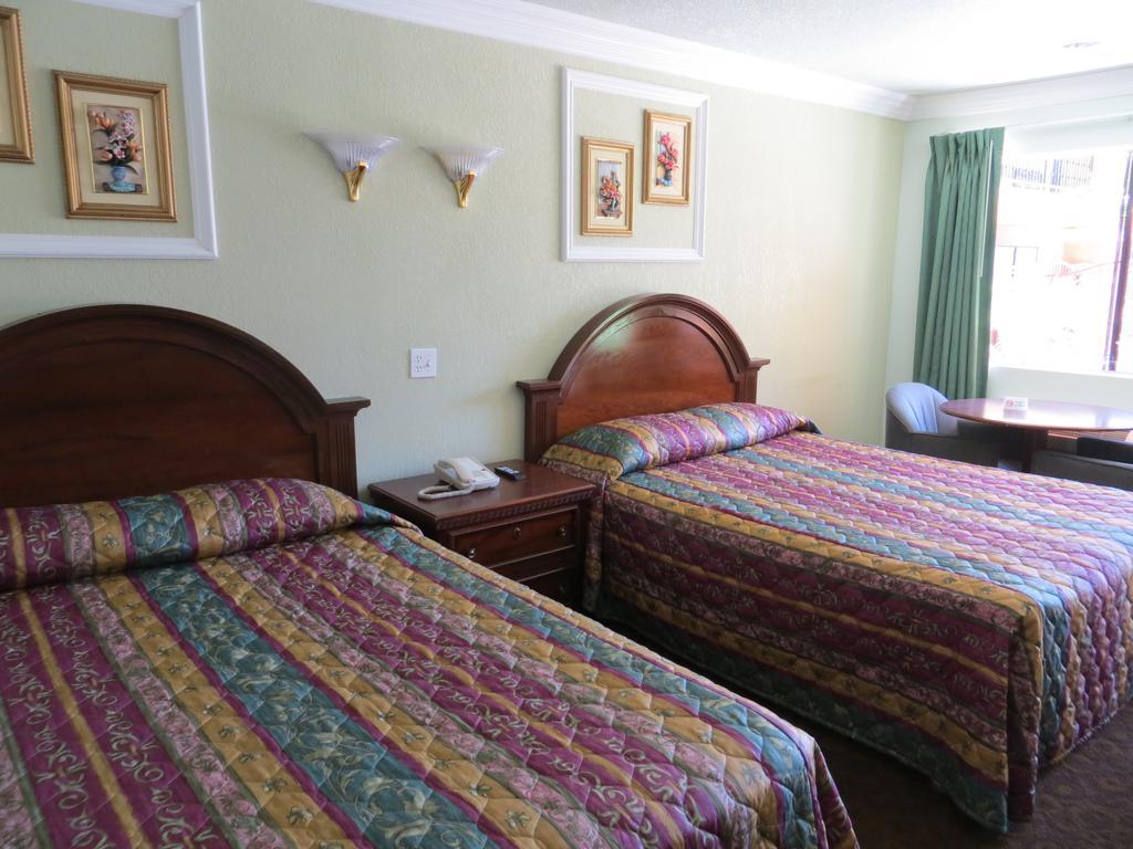 Azusa Inn West Covina Chambre photo